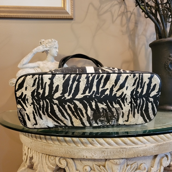 L.A.M.B. by Gwen Stefani Kingston Newspaper Print Zebra Print Bowler Bag #118 - Picture 12 of 15